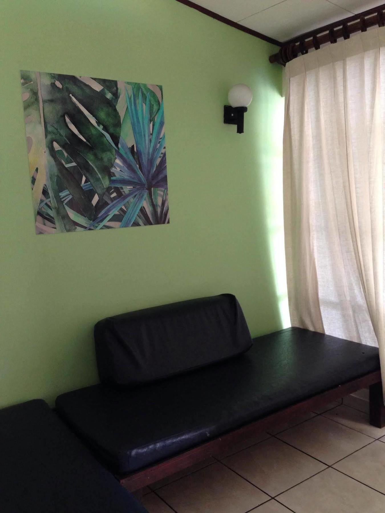 Apartotel Gaviotas Jacó Екстериор снимка