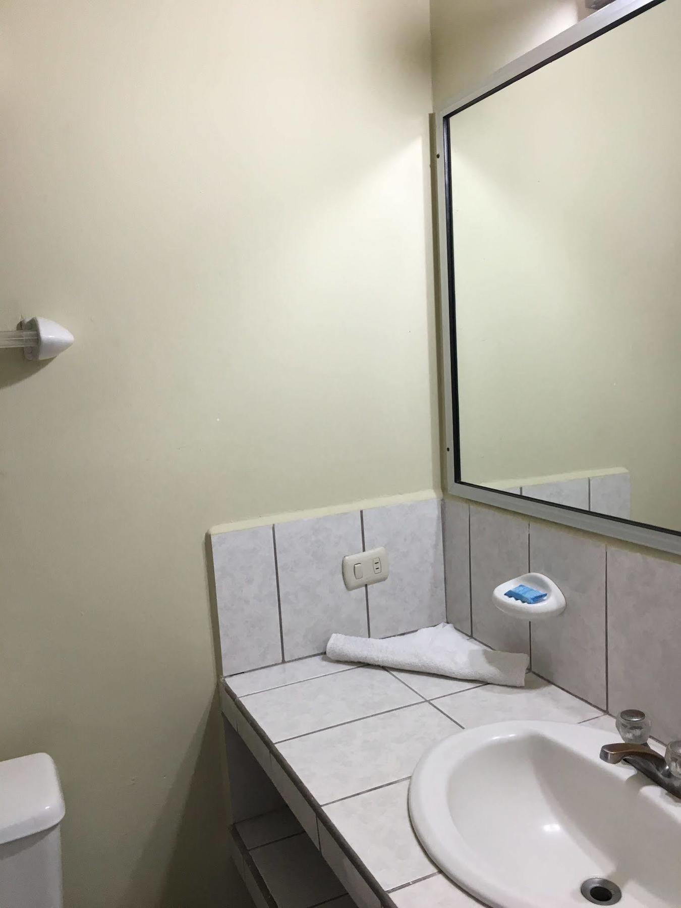 Apartotel Gaviotas Jacó Екстериор снимка